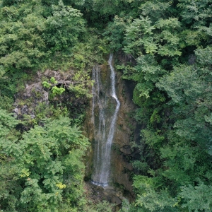 巢湖大山里发现原始瀑布群